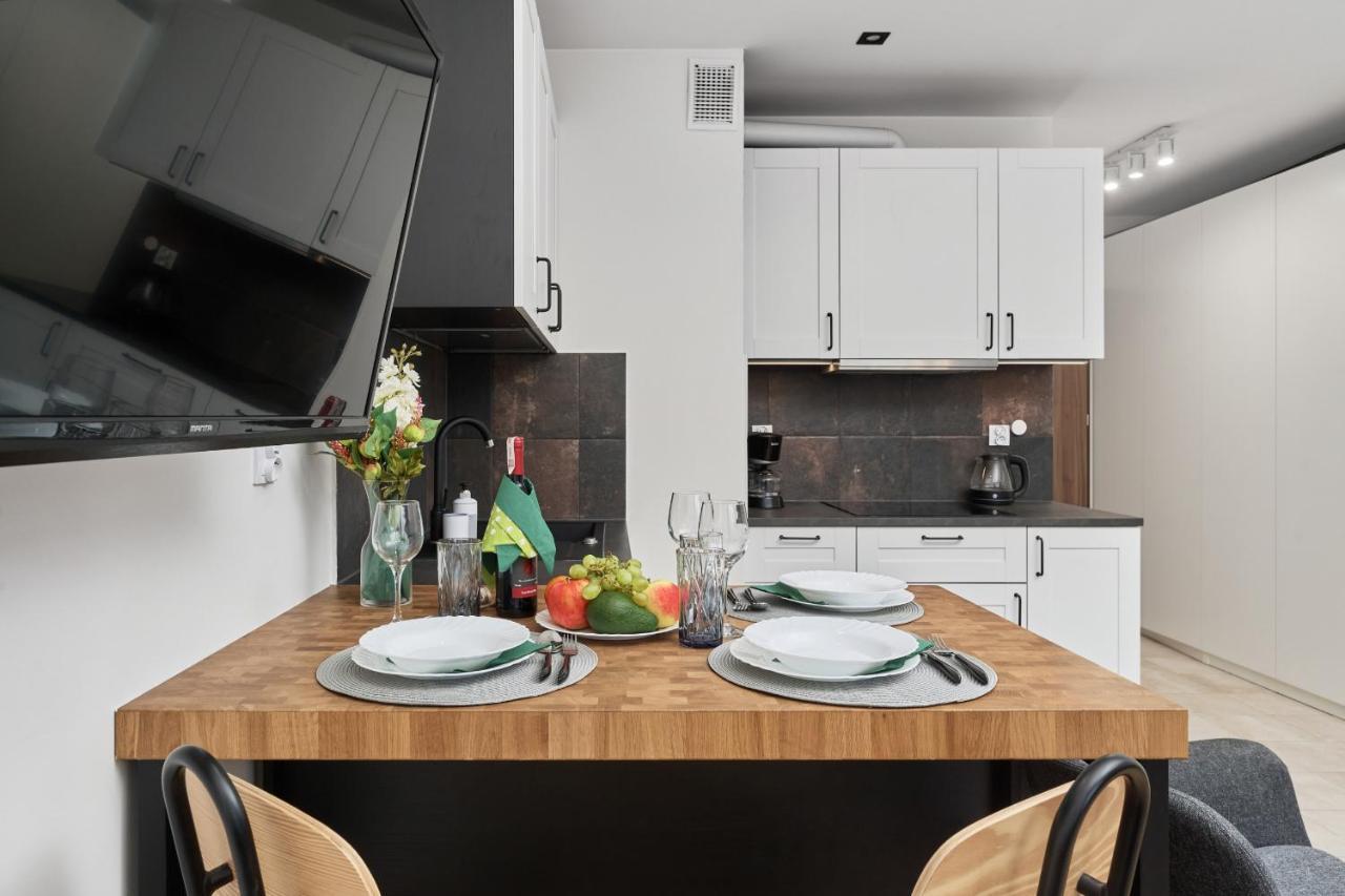 Jagodno Wroclaw Kajdasza Studio Z Bezplatnym Garazem By Noclegi Renters ภายนอก รูปภาพ