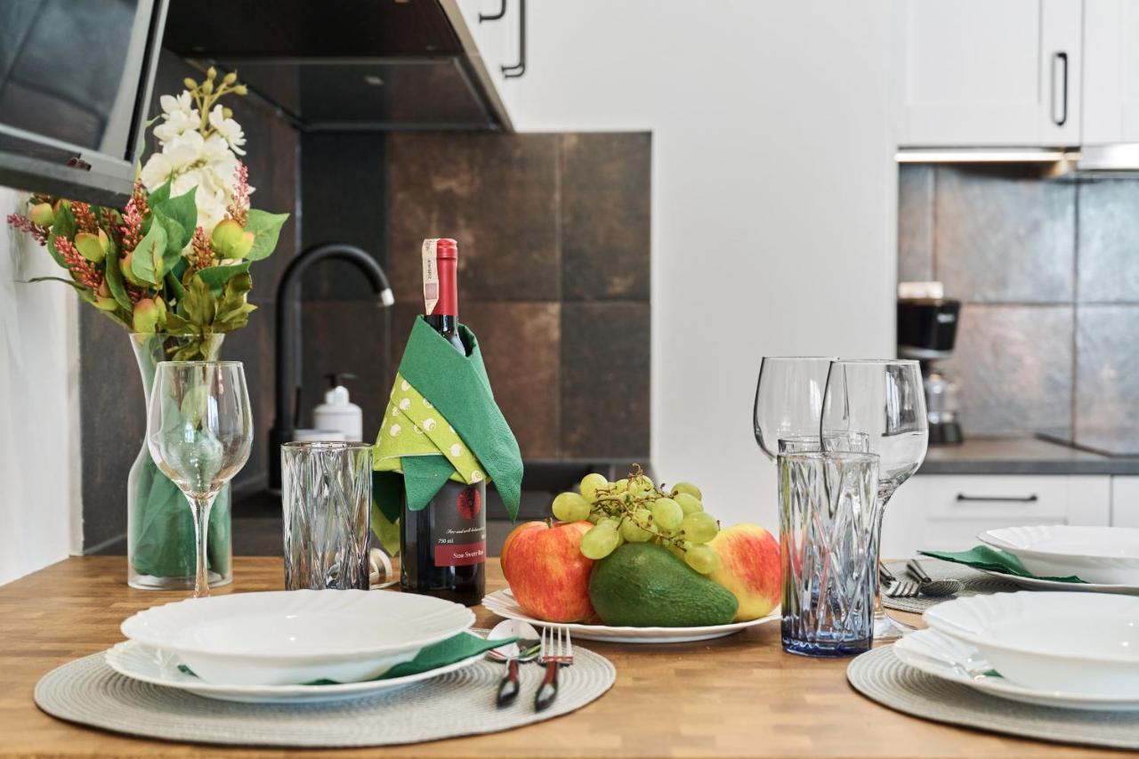 Jagodno Wroclaw Kajdasza Studio Z Bezplatnym Garazem By Noclegi Renters ภายนอก รูปภาพ